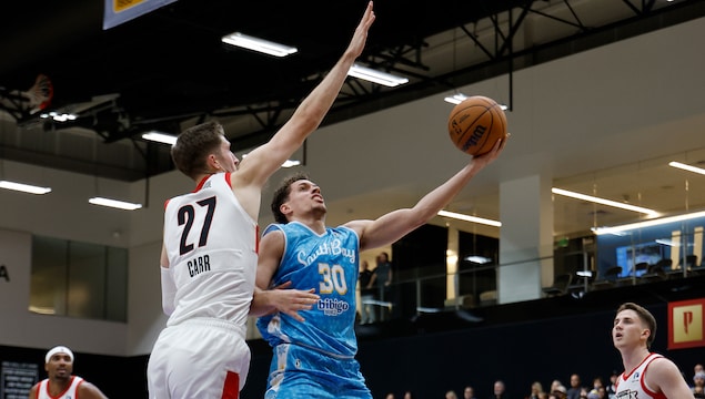 SOUTH BAY LAKERS FALL AT HOME TO RIP CITY REMIX