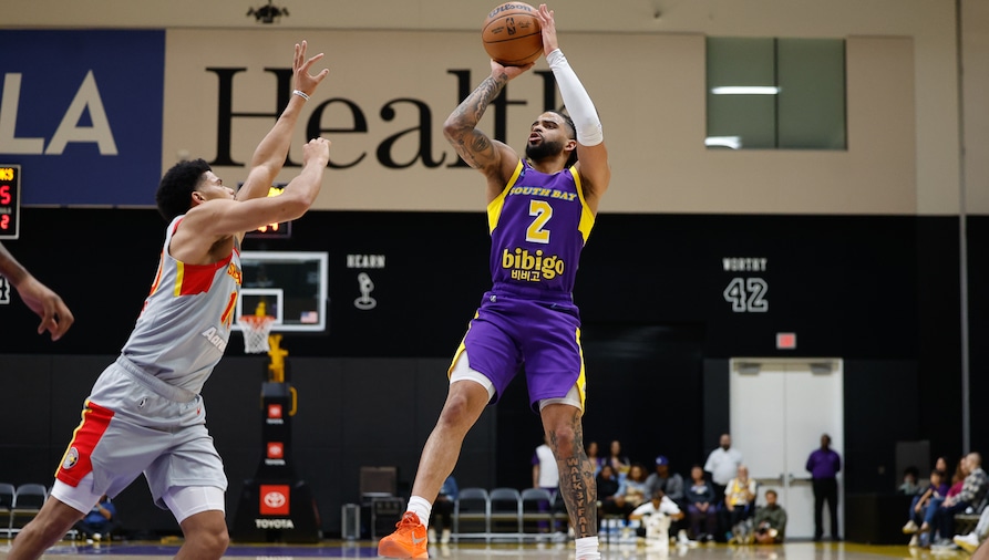 Second-Half Surge Leads South Bay to Win Over College Park