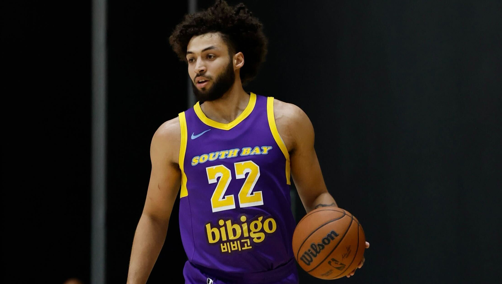 DEFENSE LEADS SOUTH BAY LAKERS PAST GRAND RAPIDS