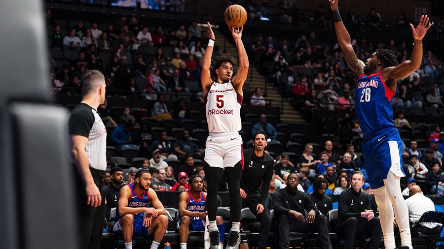UNIONDALE, NY - MARCH 29: Jules Bernard #5 of the Cleveland Charge three point basket during the game against the Long Island Nets on March 29, 2025 at Nassau Coliseum in Uniondale, New York. NOTE TO USER: User expressly acknowledges and agrees that, by downloading and/or using this photograph, user is consenting to the terms and conditions of the Getty Images License Agreement. Mandatory Copyright Notice: Copyright 2025 NBAE (Photo by Evan Yu/NBAE via Getty Images)