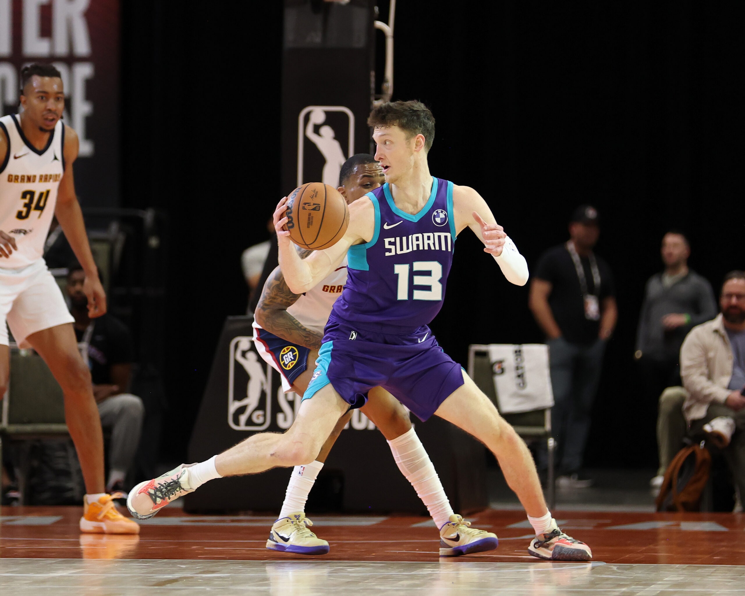 Swarm Falls to Gold to Open Winter Showcase Tournament, 119-106 ...